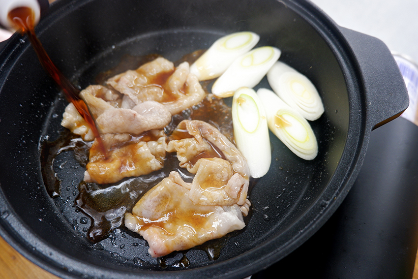 【くんぺるランチ便】特製割下で作る赤豚すき焼き！